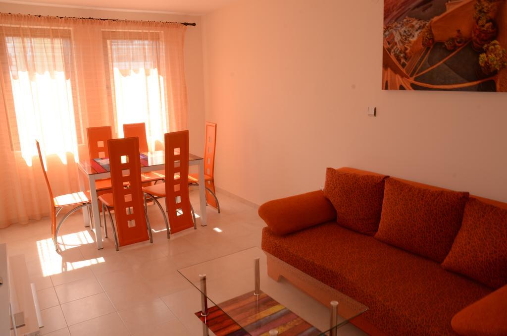 Apartments In Complex Chateau Nessebar Sveti Vlas Esterno foto