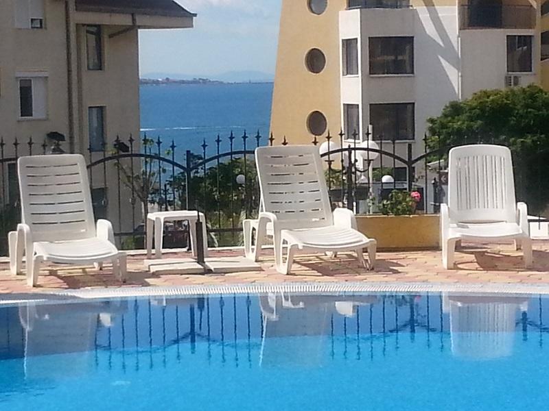 Apartments In Complex Chateau Nessebar Sveti Vlas Esterno foto
