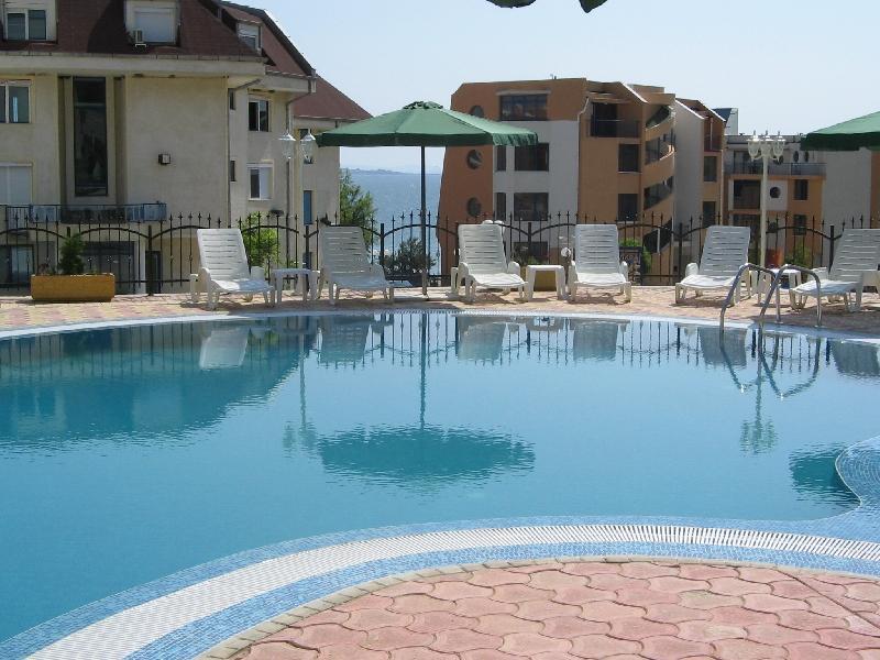 Apartments In Complex Chateau Nessebar Sveti Vlas Esterno foto